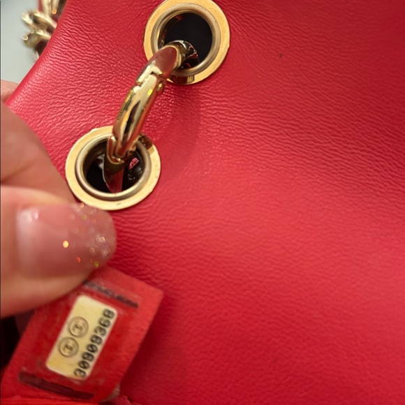 😻Chanel Matelassé crossbody bag! - Picture 4 of 4